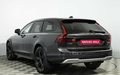 Volvo V90 Cross Country I рестайлинг, 2020 год, 3 799 777 рублей, 7 фотография
