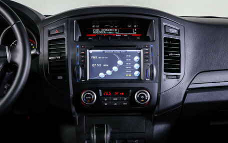 Mitsubishi Pajero IV, 2011 год, 2 190 000 рублей, 14 фотография