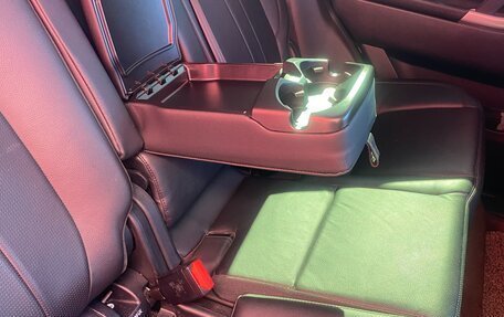 Land Rover Discovery Sport I рестайлинг, 2018 год, 2 670 000 рублей, 27 фотография