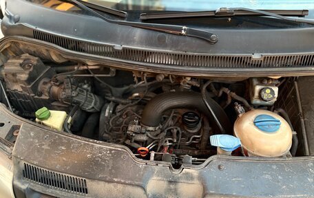 Volkswagen Transporter T5 рестайлинг, 2013 год, 1 280 000 рублей, 8 фотография