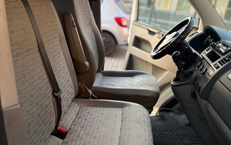 Volkswagen Transporter T5 рестайлинг, 2013 год, 1 280 000 рублей, 6 фотография