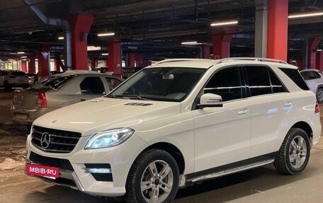 Mercedes-Benz M-Класс, 2013 год, 2 250 000 рублей, 2 фотография