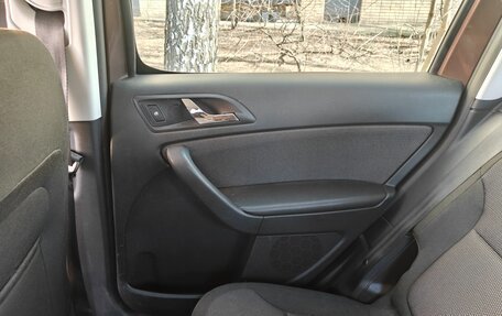 Skoda Yeti I рестайлинг, 2014 год, 850 000 рублей, 17 фотография