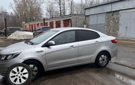 KIA Rio III рестайлинг, 2012 год, 750 000 рублей, 2 фотография