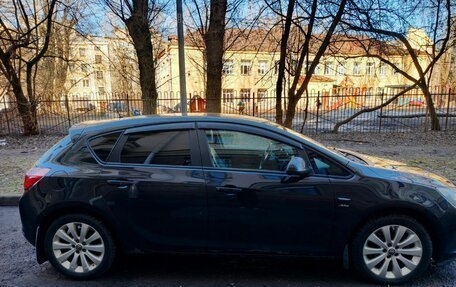 Opel Astra J, 2014 год, 910 000 рублей, 4 фотография