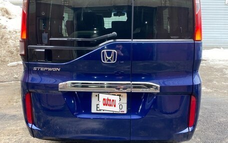 Honda Stepwgn IV, 2016 год, 1 750 000 рублей, 2 фотография