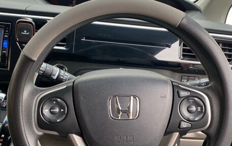 Honda Stepwgn IV, 2016 год, 1 750 000 рублей, 12 фотография