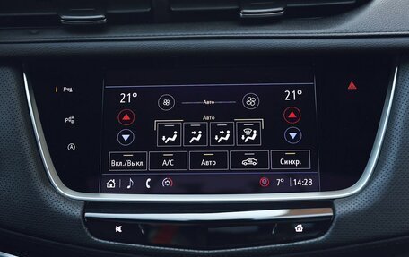 Cadillac XT5 I рестайлинг, 2022 год, 4 500 000 рублей, 27 фотография