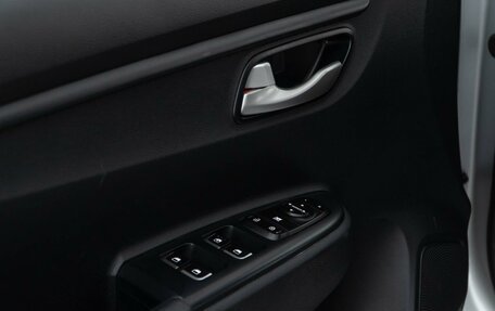 KIA Rio IV, 2018 год, 1 429 050 рублей, 17 фотография