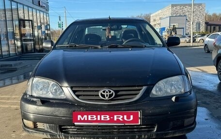 Toyota Avensis III рестайлинг, 2001 год, 320 000 рублей, 1 фотография