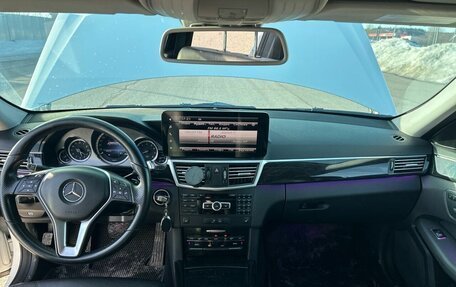 Mercedes-Benz E-Класс, 2012 год, 1 890 000 рублей, 5 фотография