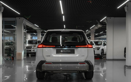 Toyota RAV4, 2025 год, 4 950 000 рублей, 6 фотография