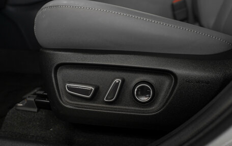 Toyota RAV4, 2025 год, 4 950 000 рублей, 20 фотография