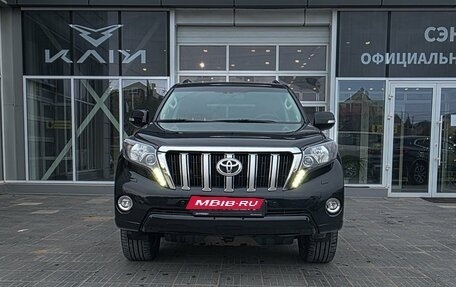 Toyota Land Cruiser Prado 150 рестайлинг 2, 2017 год, 3 990 000 рублей, 3 фотография