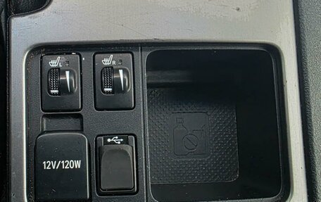 Toyota Land Cruiser Prado 150 рестайлинг 2, 2017 год, 3 990 000 рублей, 15 фотография