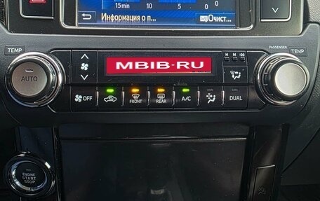 Toyota Land Cruiser Prado 150 рестайлинг 2, 2017 год, 3 990 000 рублей, 14 фотография