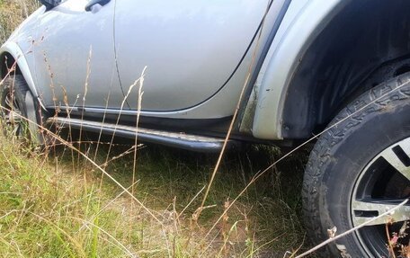 Mitsubishi L200 IV рестайлинг, 2013 год, 1 500 000 рублей, 11 фотография