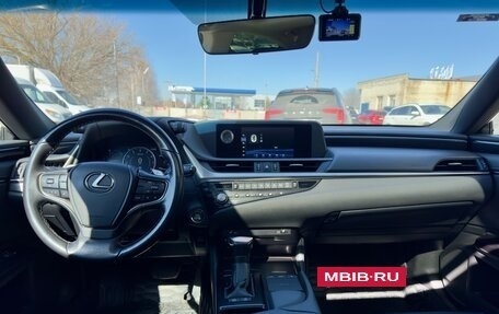 Lexus ES VII, 2021 год, 4 350 000 рублей, 9 фотография