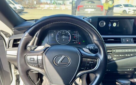 Lexus ES VII, 2021 год, 4 350 000 рублей, 13 фотография