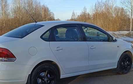 Volkswagen Polo VI (EU Market), 2011 год, 566 000 рублей, 3 фотография