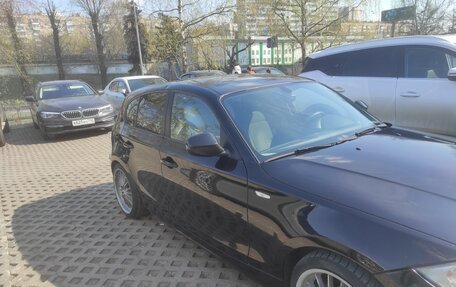 BMW 1 серия, 2011 год, 730 000 рублей, 4 фотография