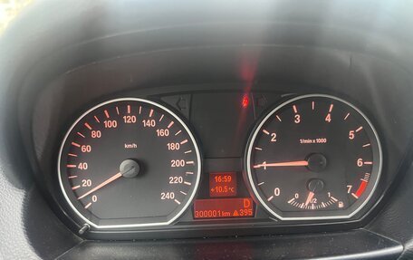 BMW 1 серия, 2011 год, 730 000 рублей, 7 фотография