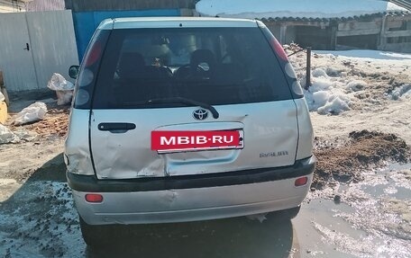 Toyota Raum I, 2001 год, 200 000 рублей, 2 фотография