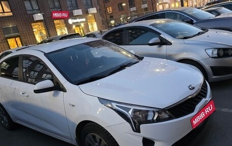 KIA Rio IV, 2021 год, 1 520 000 рублей, 3 фотография