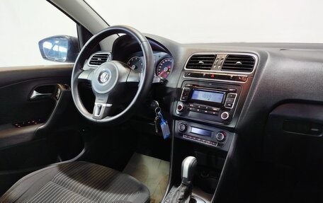 Volkswagen Polo VI (EU Market), 2012 год, 895 000 рублей, 14 фотография