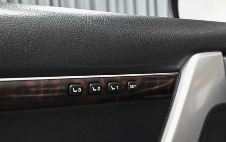 Toyota Land Cruiser 200, 2013 год, 3 284 000 рублей, 22 фотография