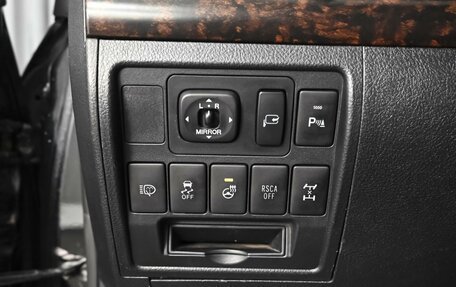 Toyota Land Cruiser 200, 2013 год, 3 284 000 рублей, 20 фотография