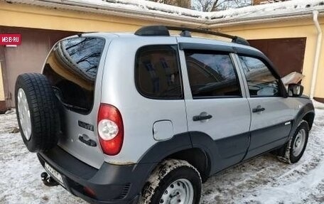 Chevrolet Niva I рестайлинг, 2012 год, 420 000 рублей, 8 фотография