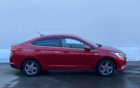 Hyundai Solaris II рестайлинг, 2021 год, 1 890 000 рублей, 4 фотография