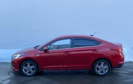 Hyundai Solaris II рестайлинг, 2021 год, 1 890 000 рублей, 8 фотография