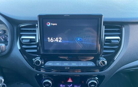 Hyundai Solaris II рестайлинг, 2021 год, 1 890 000 рублей, 13 фотография