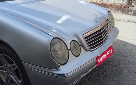 Mercedes-Benz E-Класс, 2001 год, 710 000 рублей, 1 фотография