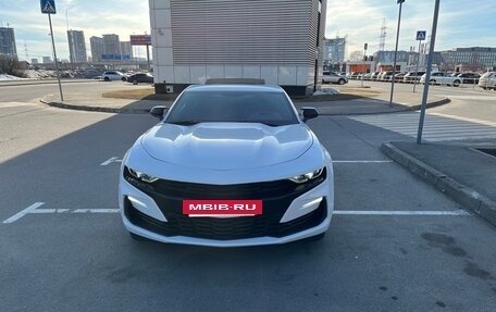 Chevrolet Camaro VI, 2022 год, 3 747 777 рублей, 2 фотография