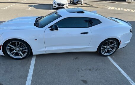 Chevrolet Camaro VI, 2022 год, 3 747 777 рублей, 5 фотография