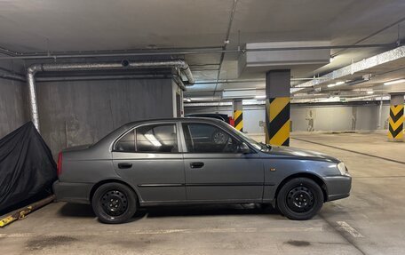 Hyundai Accent II, 2004 год, 325 000 рублей, 3 фотография