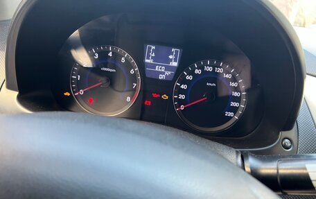 Hyundai Solaris II рестайлинг, 2015 год, 700 000 рублей, 12 фотография