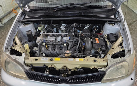 Toyota Platz, 2001 год, 330 000 рублей, 15 фотография