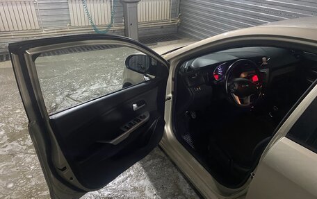 KIA Rio III рестайлинг, 2014 год, 930 000 рублей, 14 фотография