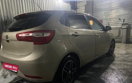 KIA Rio III рестайлинг, 2014 год, 930 000 рублей, 28 фотография