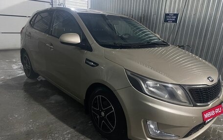 KIA Rio III рестайлинг, 2014 год, 930 000 рублей, 19 фотография