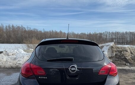 Opel Astra J, 2010 год, 620 000 рублей, 8 фотография