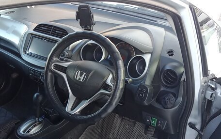 Honda Fit III, 2012 год, 830 000 рублей, 3 фотография