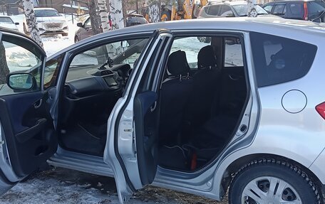 Honda Fit III, 2012 год, 830 000 рублей, 7 фотография