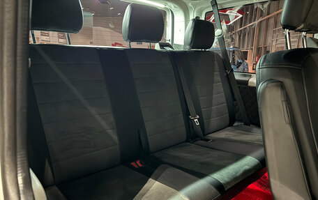 Volkswagen Transporter T5 рестайлинг, 2014 год, 2 250 000 рублей, 24 фотография