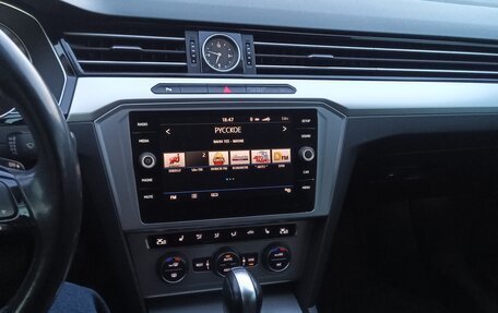 Volkswagen Passat B8 рестайлинг, 2017 год, 1 750 000 рублей, 6 фотография