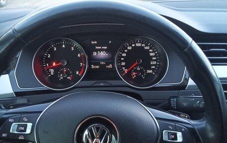 Volkswagen Passat B8 рестайлинг, 2017 год, 1 750 000 рублей, 5 фотография